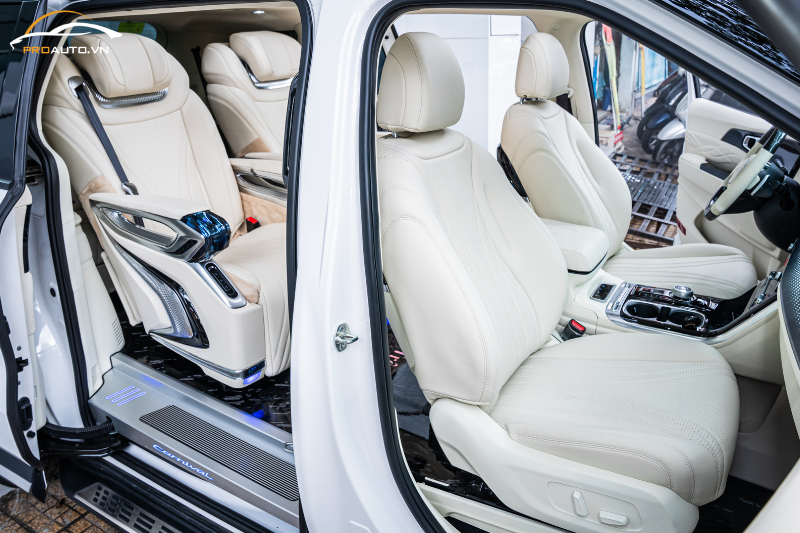 Chọn kiểu dáng bọc ghế da ô tô 7 chỗ