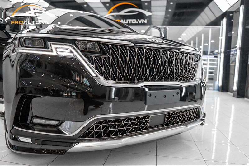 Độ mặt Ca lăng xe KIA Carnival
