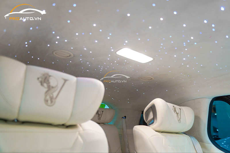 Độ trần ánh sao cho KIA Carnival