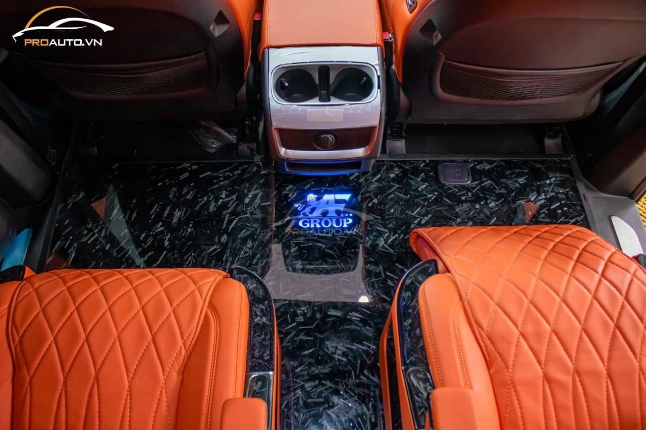 Độ sàn Carbon cho xe Kia Carnival