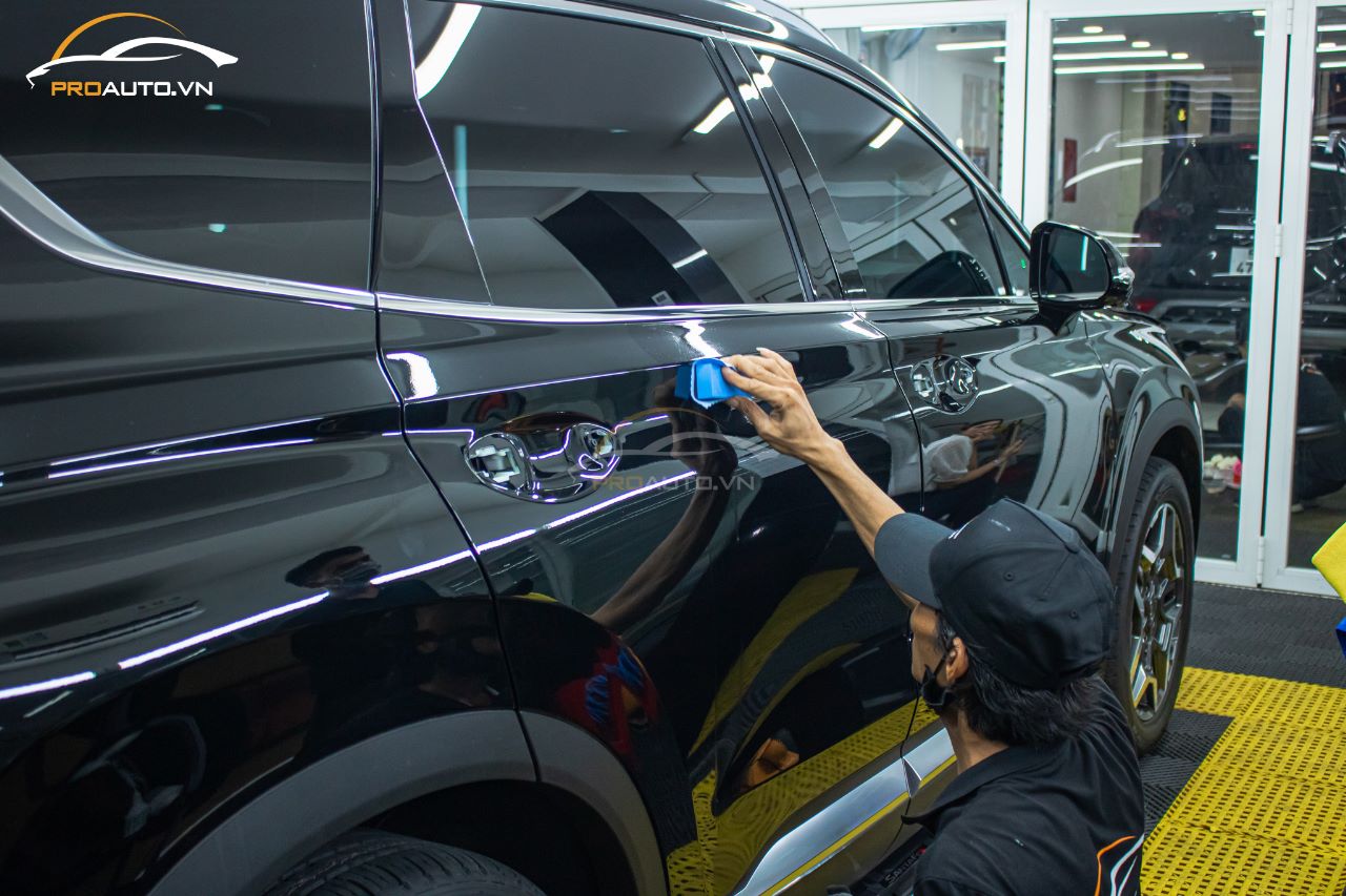 Thi công phủ Ceramic DS chuyên nghiệp tại Proauto.vn