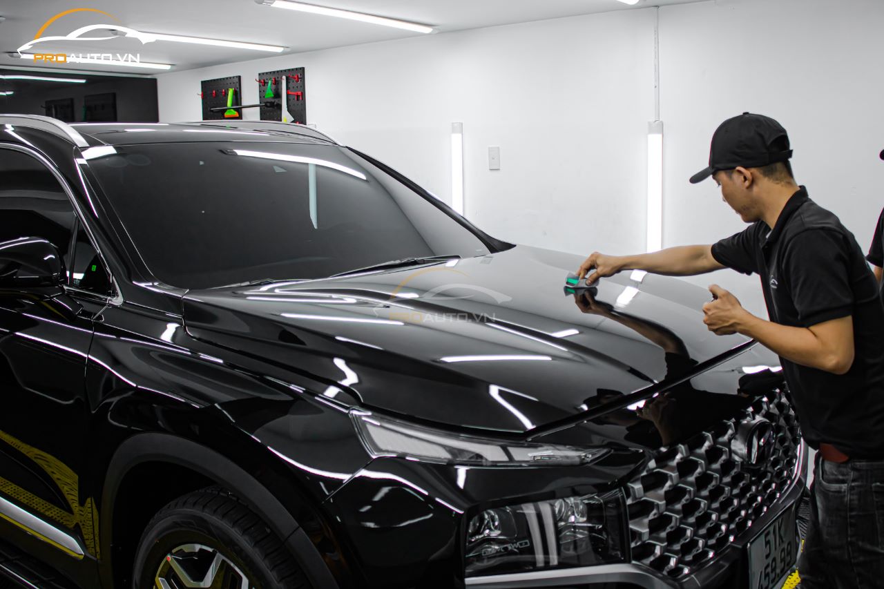 Thi công phủ dung dịch Ceramic ô tô chuyên nghiệp tại Proauto.vn