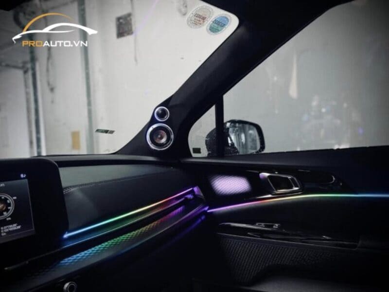 Đèn viền nội thất ô tô