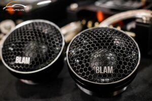 co nen do loa treble cho o to khong