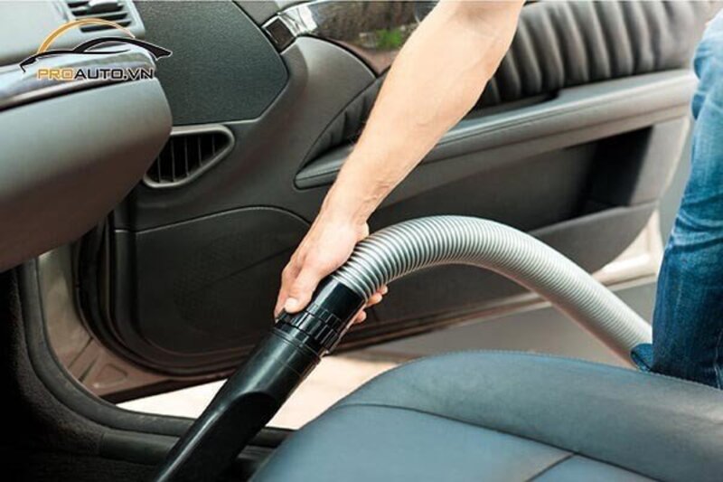 Lợi ích khi vệ sinh nội thất xe ô tô