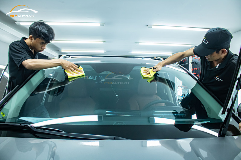 Quy trình phủ ceramic chuẩn cho xe mới