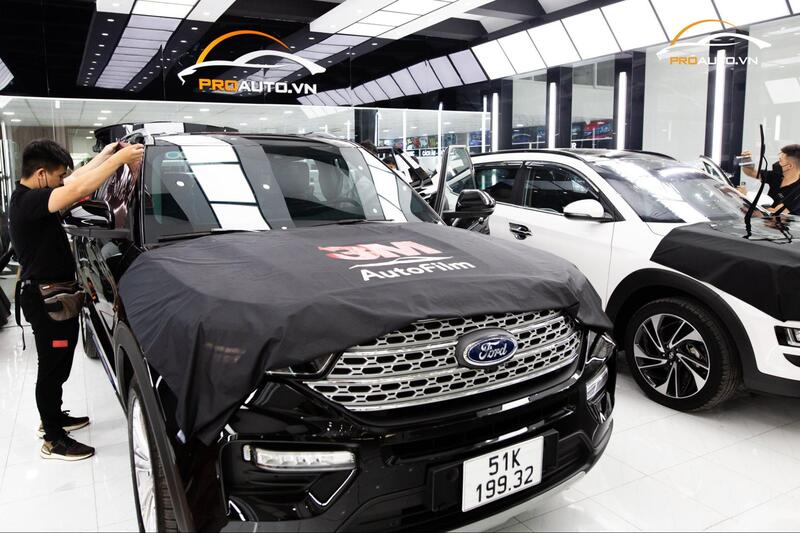 Quy trình dán phim cách nhiệt oto đạt chuẩn