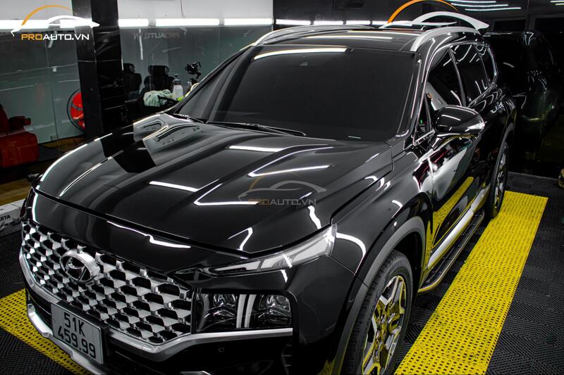 Giữ và tạo độ bóng cho bề mặt xe