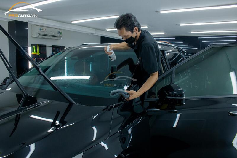 Thường xuyên bảo dưỡng xe để giữ độ bóng cho xe