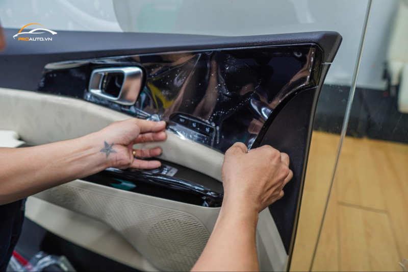 Dán PPF nội thất ô tô chuyên nghiệp tại PROAUTO.VN