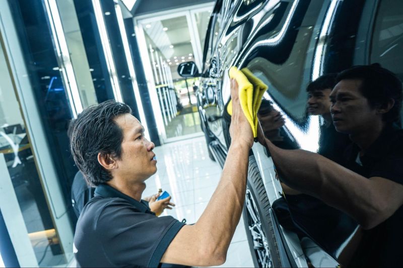 Phủ ceramic ngăn chặn bám bụi trên bề mặt xe