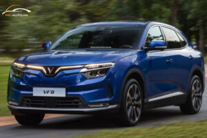 Có nên dán PPF ô tô cho Vinfast VF8?