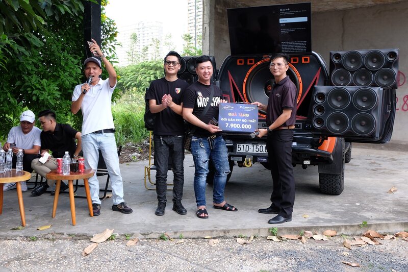 Nhiều phần quà hấp dẫn đến từ các nhà tài trợ