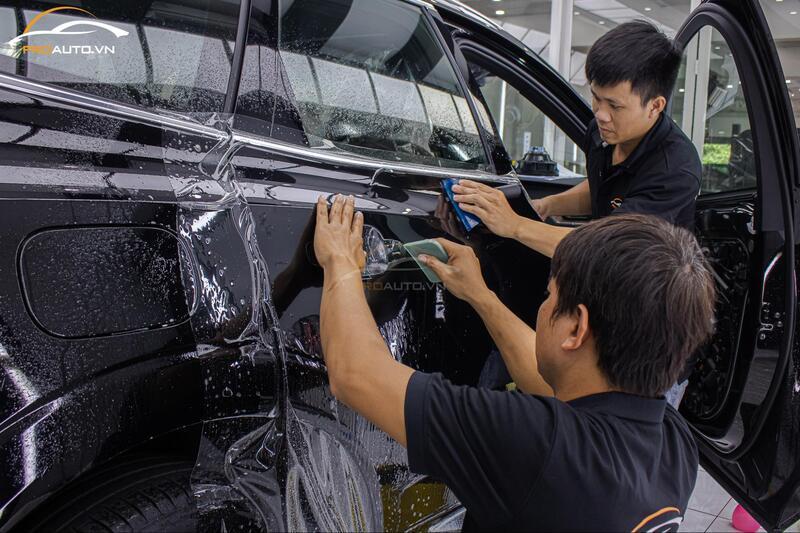 Thi công dán PPF chuyên nghiệp tại PROAUTO.VN