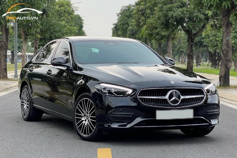 Mercedes C200 mang đến trải nghiệm lái xe tuyệt vời