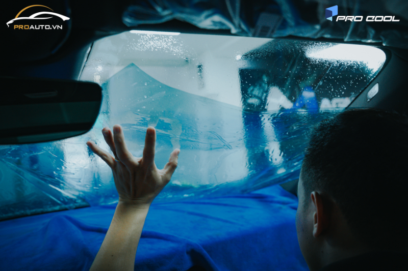 Dán phim cách nhiệt cho xe Volkswagen Viloran