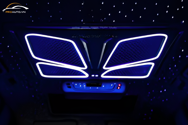 Độ đèn trần cho xe Volkswagen Viloran mẫu cánh bướm 