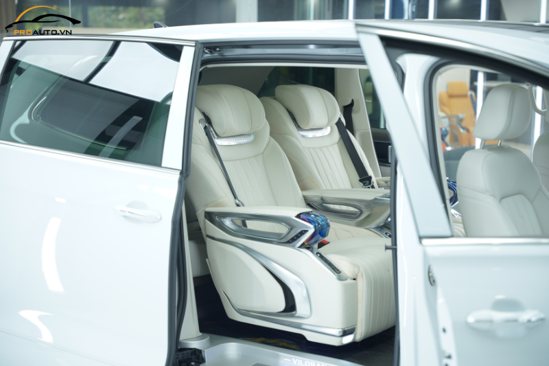 Độ ghế limousine cho xe VW