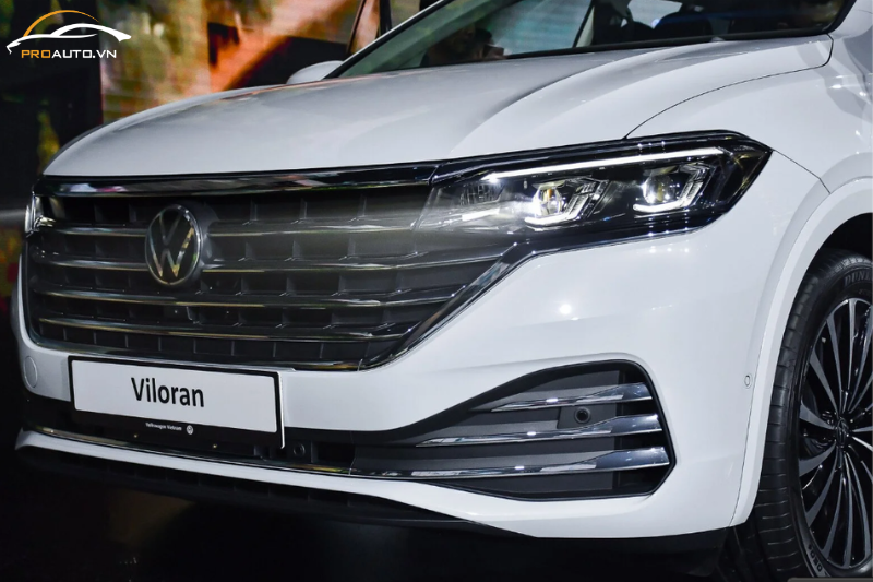 Thiết kế có phần mở rộng kết hợp với cụm đèn LED của Volkswagen Viloran 2024