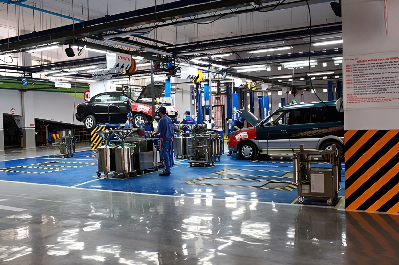 Chi phí mua sắm trang thiết bị