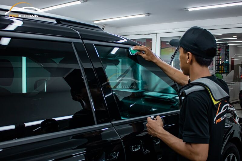 Quy trình bảo dưỡng xe ô tô được thực hiện tỉ mỉ tại PROAUTO.VN 