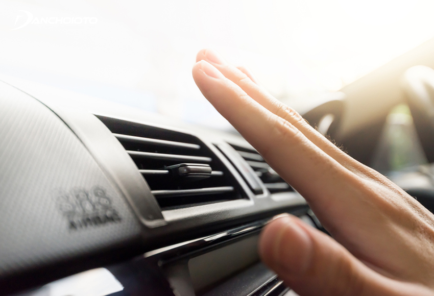 Cập nhật hình ảnh bảo dưỡng điều hòa xe ô tô 