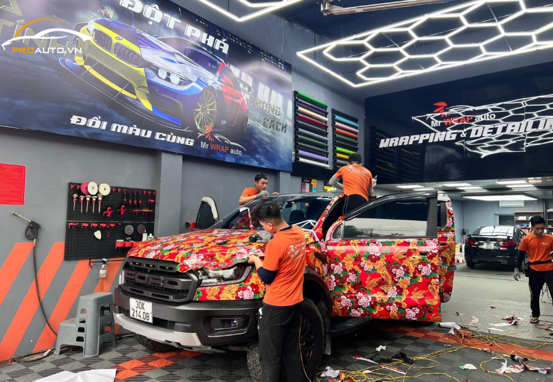 Kinh nghiệm dán vật liệu cách âm SIP chống ồn xe ô tô tại Hà Nội