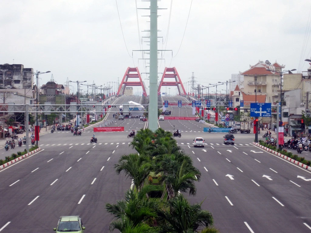 Giao thông thuận lợi khi tuân thủ biển báo giao thông