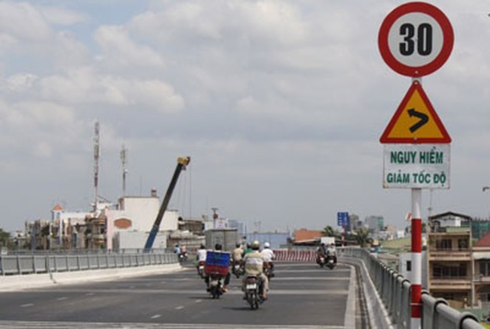 Một số biển báo nguy hiểm