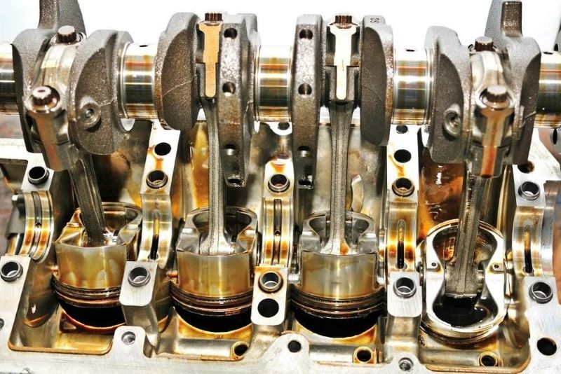 Vệ sinh buồng đốt ô tô