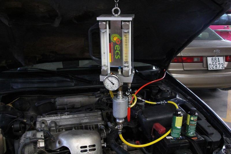 Hướng dẫn cách vệ sinh buồng đốt ô tô đúng cách