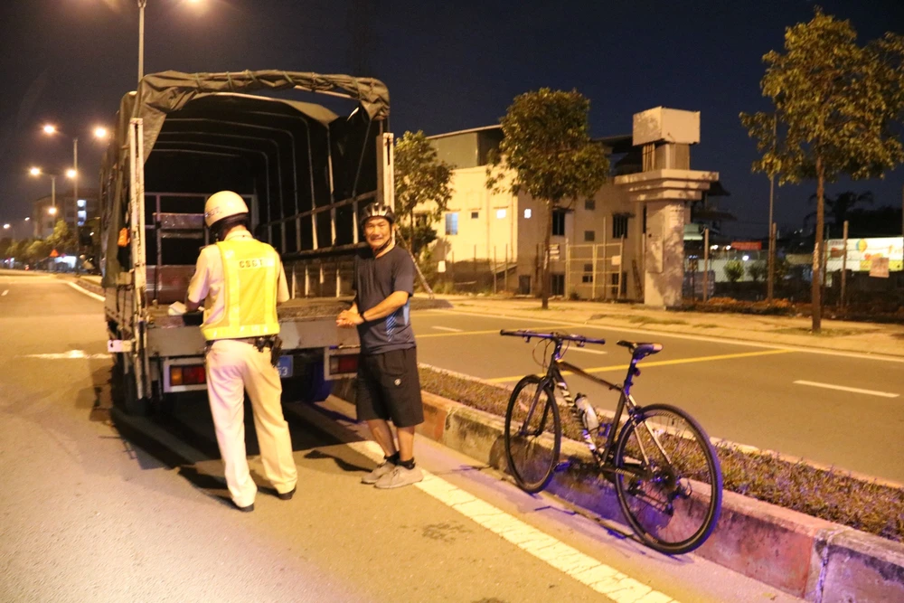 Xử phạt đối với xe đạp lưu thông vào đường ngược chiều