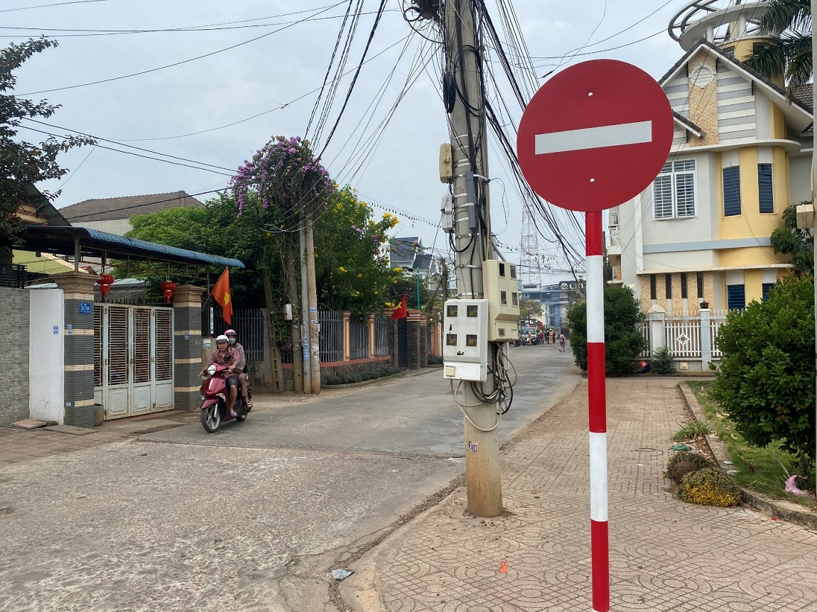 Ý nghĩa của biển báo cấm đi ngược chiều