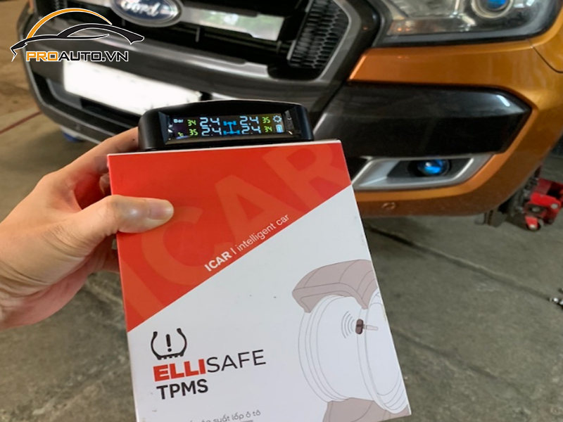 Lắp Cảm Biến Áp Suất Lốp Cho Xe Ford Escape