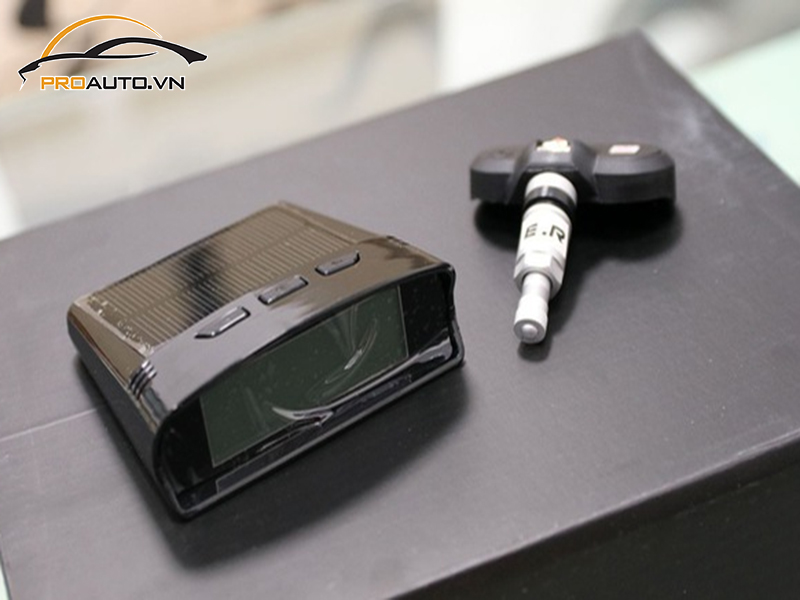 Lắp Cảm Biến Áp Suất Lốp Cho Xe Porsche Panamera