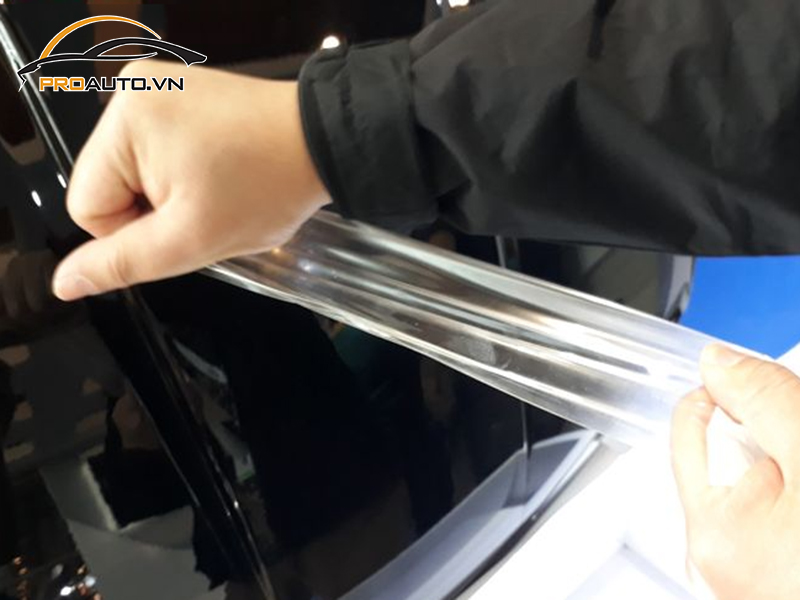 Dán phim PPF xe BMW Series 2