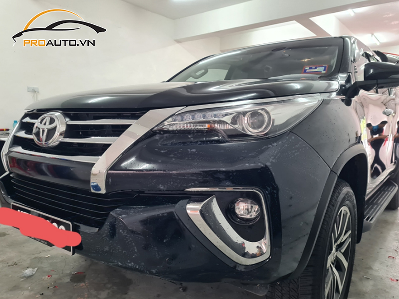 Dán phim PPF xe Toyota Fortuner
