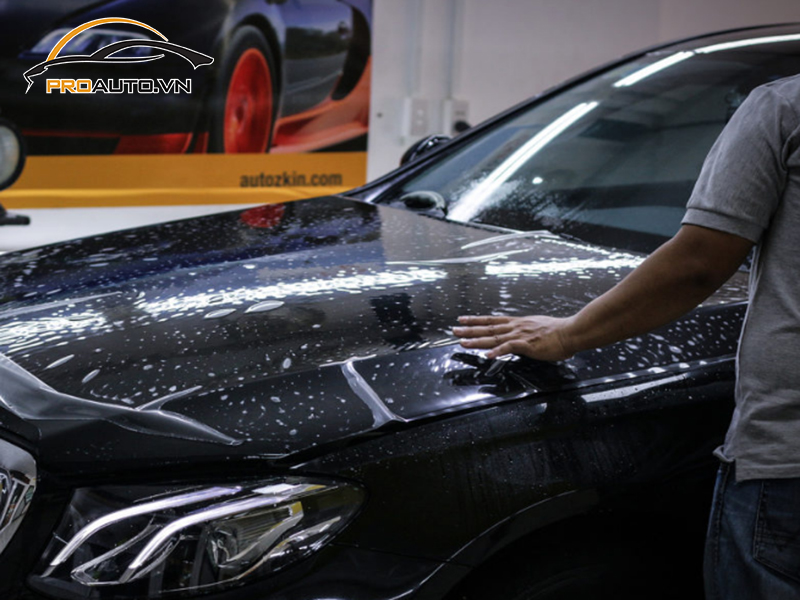 Dán phim PPF xe Toyota Innova