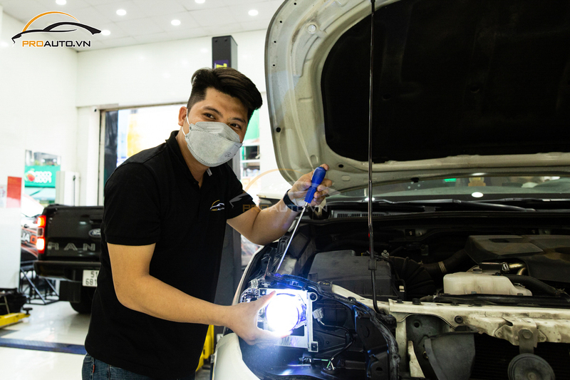 Kinh nghiệm độ đèn ô tô bạn cần biết