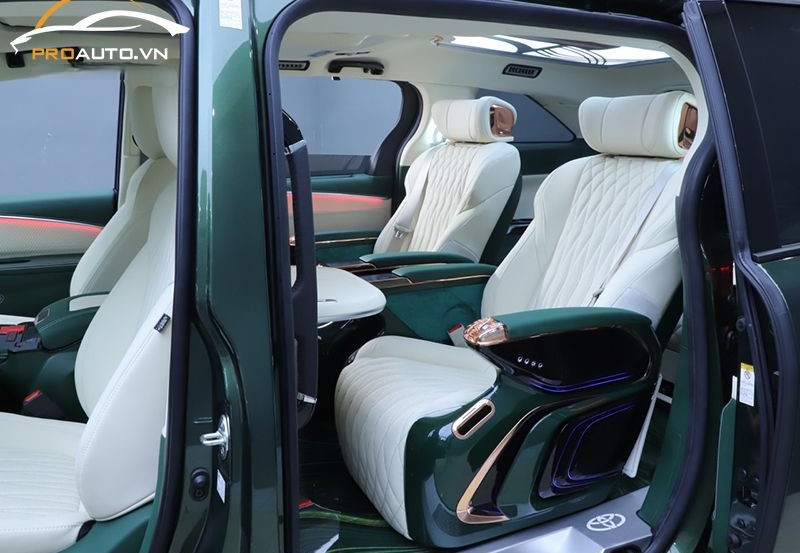 Mẫu ghế Limousine Crystal 2.0 