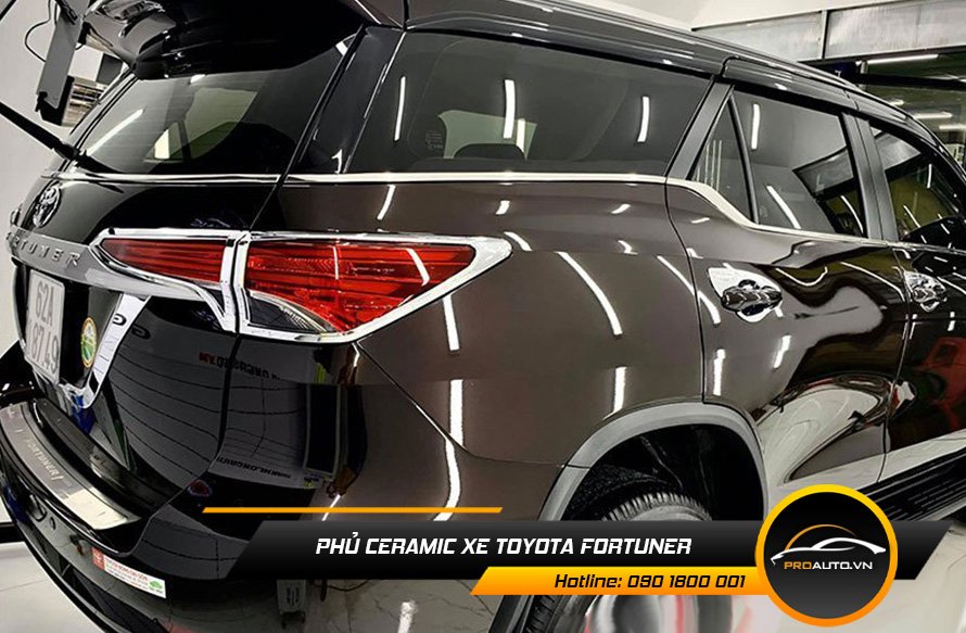 Phủ Ceramic xe Toyota Fortuner