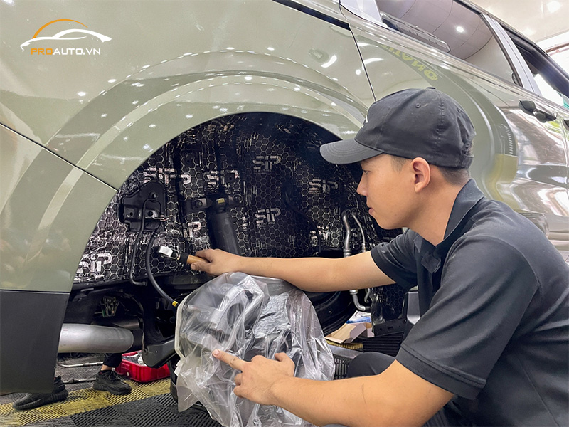 Thi công cách âm chống ồn ô tô tại PROAUTO.VN