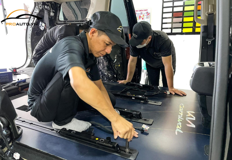 Thi công độ sàn cho xe ô tô tại PROAUTO.VN