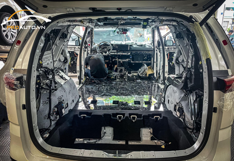 Thi công độ sàn ô tô tại uy tín tại PROAUTO.VN