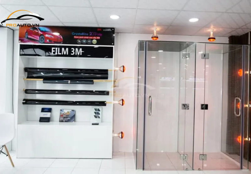 Phòng test Film được thiết kế chuyên nghiệp tại PROAUTO.VN