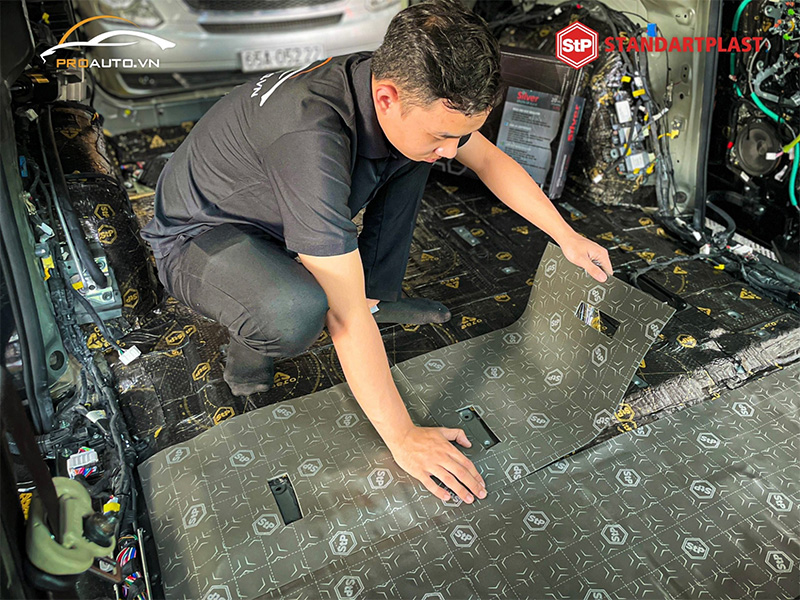 Thi công cách âm chống ồn ô tô tại PROAUTO.VN
