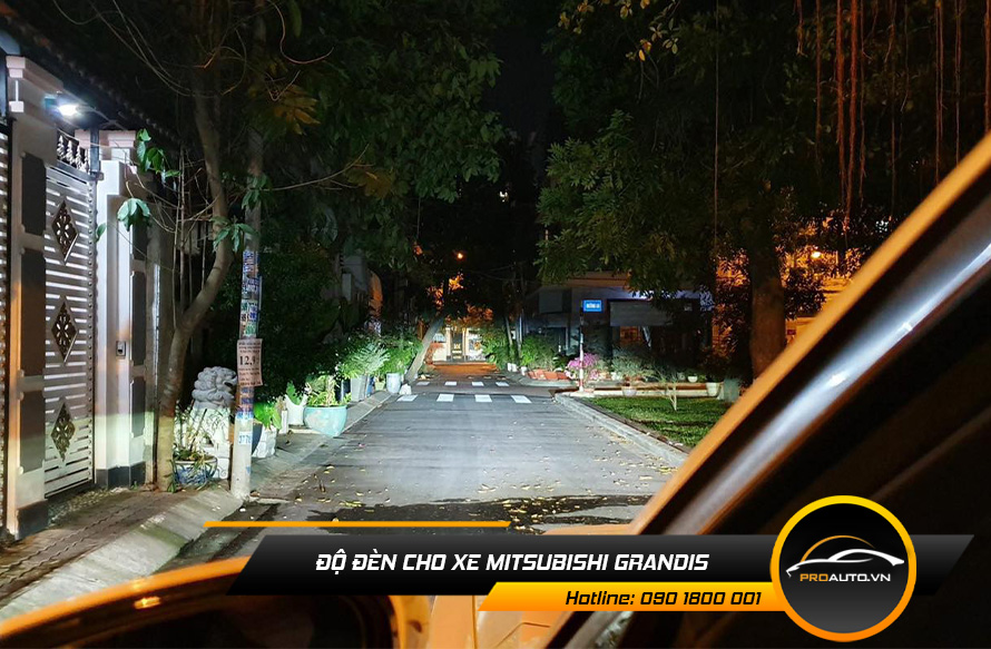 Độ đèn xe Mitsubishi Grandis - Tăng tính thẩm mỹ cho xe