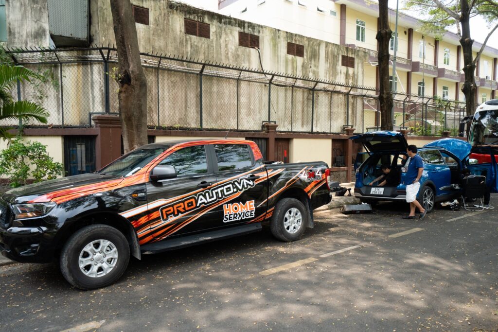 Thi công phục vụ khách hàng tận nhà