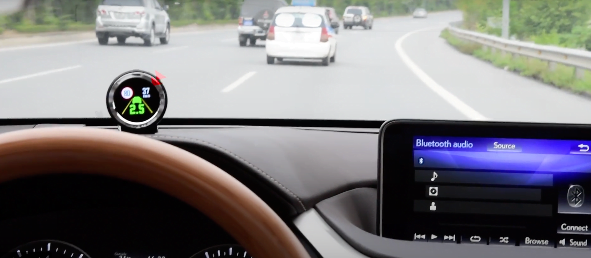 Cảnh báo chệch làn đường