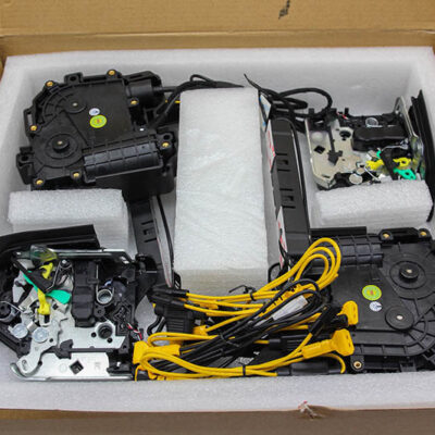 Cua hit cho xe toyota prado 6 1